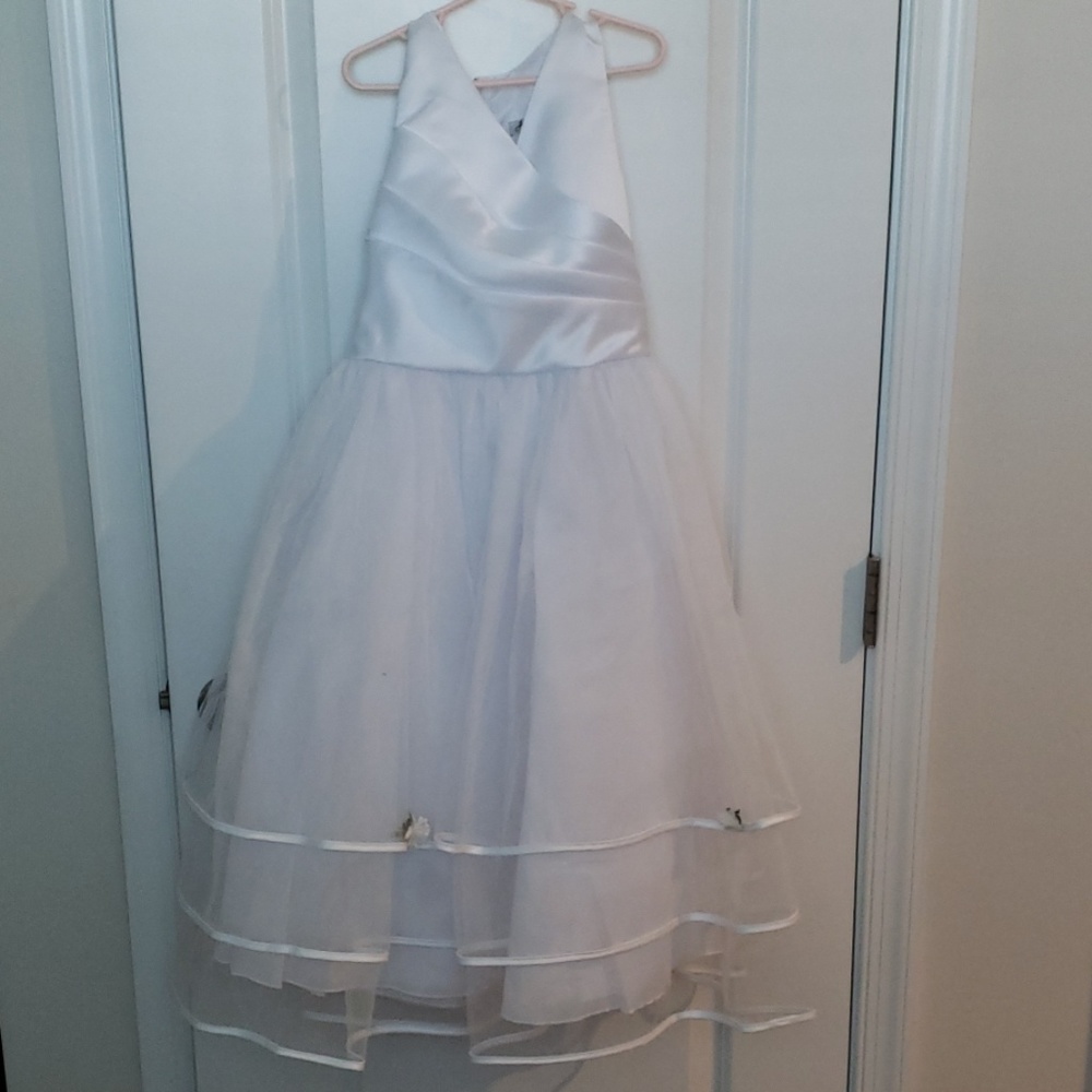 Girls size 10 White Communion dress and veil